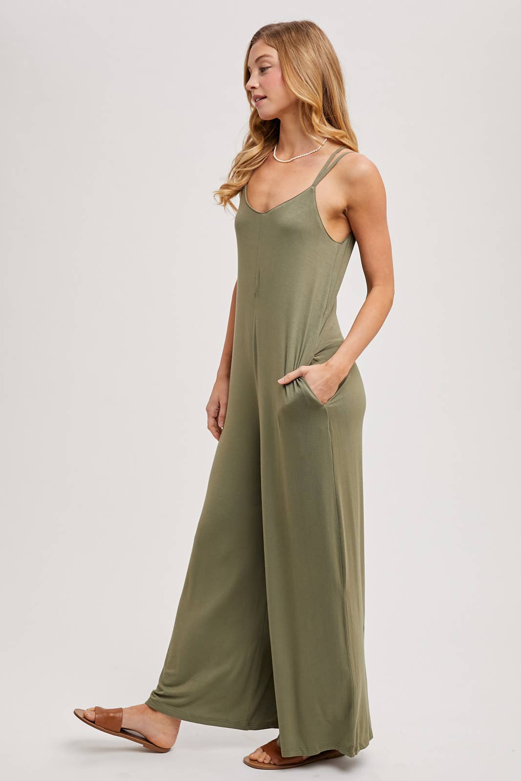 Bluivy - Wholesale Jumpsuit - Women's - CRISS-CROSS BACK WIDE LEG JUMPSUIT34