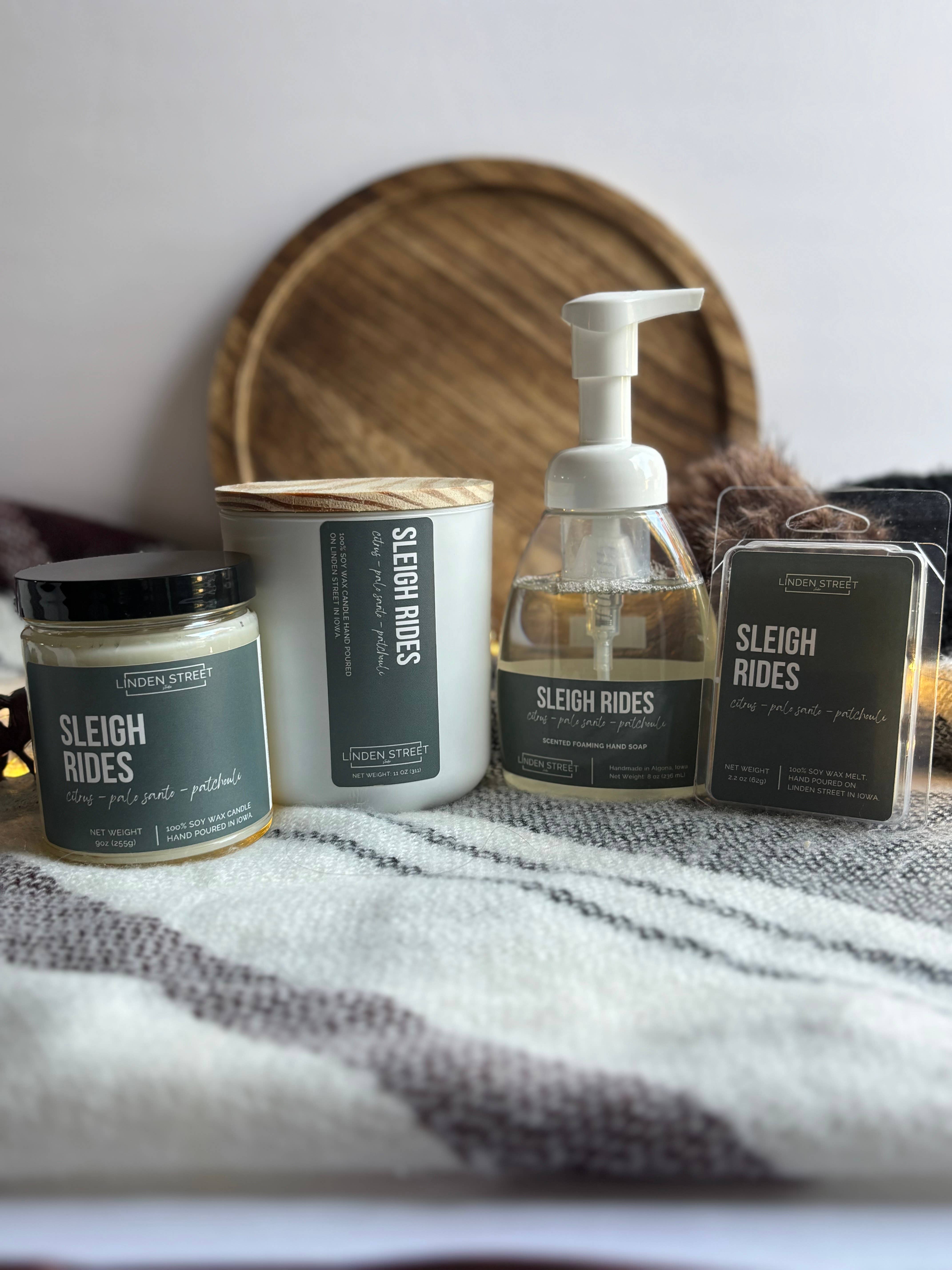 Linden Street Studio - Wholesale Jar/Filled Candle - Sleigh Rides 9 oz Soy Candle - Home Decor & Gifts2