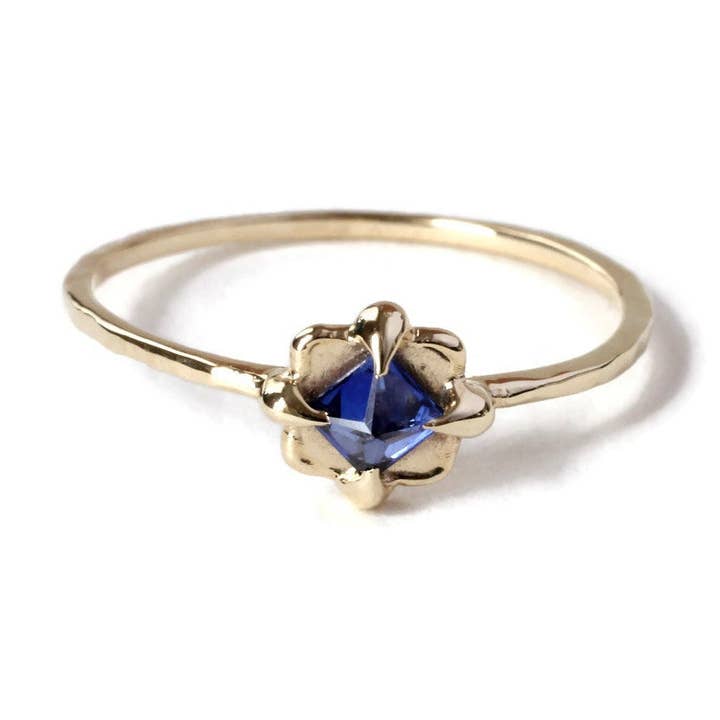 Großhandels-Saphir-Quadratpunkt-Ring -R924YG für den Großhandel von Linn.