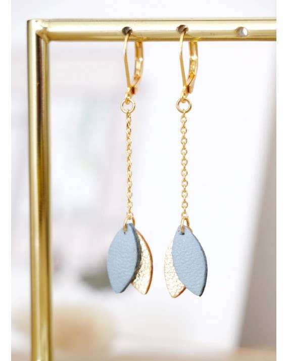 May & June - Vendita all'ingrosso Orecchini pendenti - Orecchini Mino - Blu pastello1