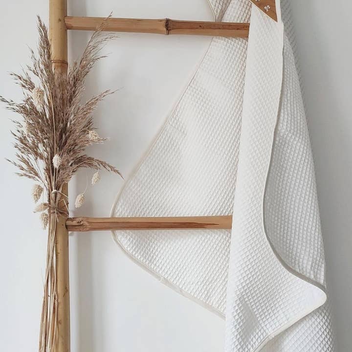 Les p'tites Merveilles de Bérénice - Wholesale Hooded Towel - Kids & Baby - Baby bath cape “Cinnamon flowers” in organic cotton sponge n6