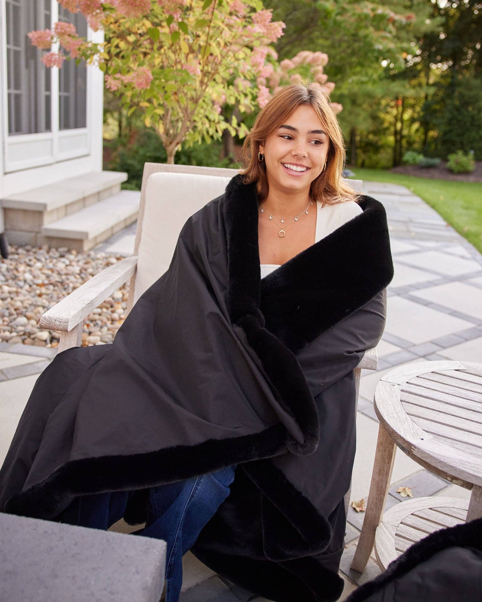 Pretty Rugged - Wholesale Throw Blanket - Waterproof Windproof Outdoor Blanket | Pretty Rugged2