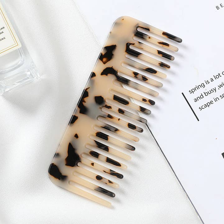 Dipped Shop - Wholesale Hair Brush/Comb - Acrylic Square Mini Portable Hair Combs DP25E6873