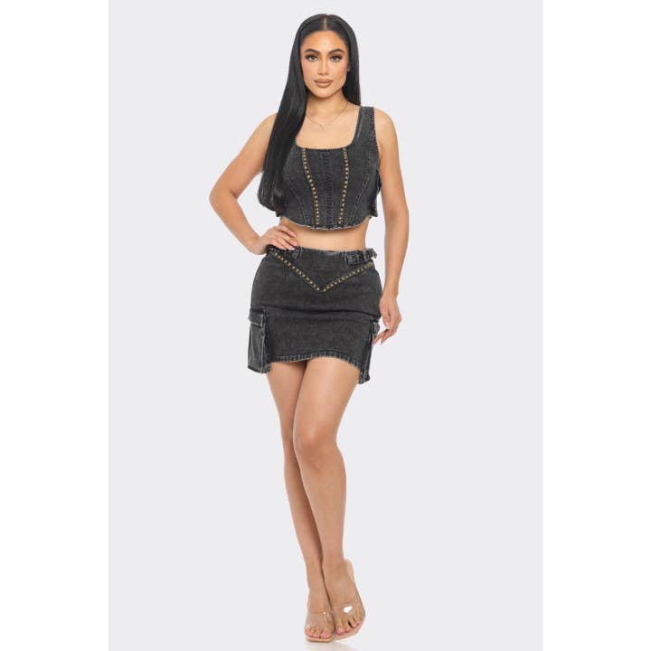 Set denim Duo in denim sbiadito con borchie e tasche laterali per la vendita all'ingrosso da parte di Esmeray Clothing