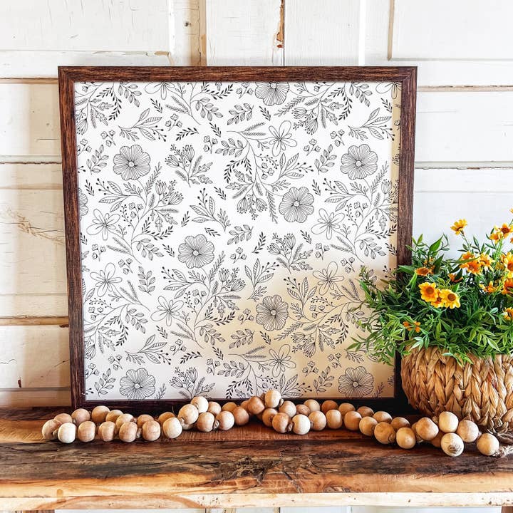 Stravaganti stampe floreali in bianco e nero per la vendita all'ingrosso da parte di WillowBee Signs & Designs