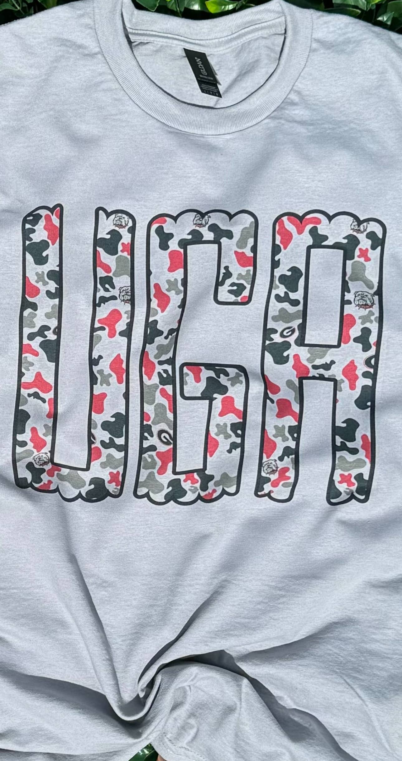 Southern Designs & Home Decor - Wholesale Screen Printed T-Shirt - Unisex - Camo UGA shirt1