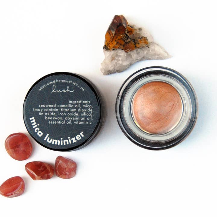 Mica Luminizer - Rose Gold for wholesale by Lush Botanicals
