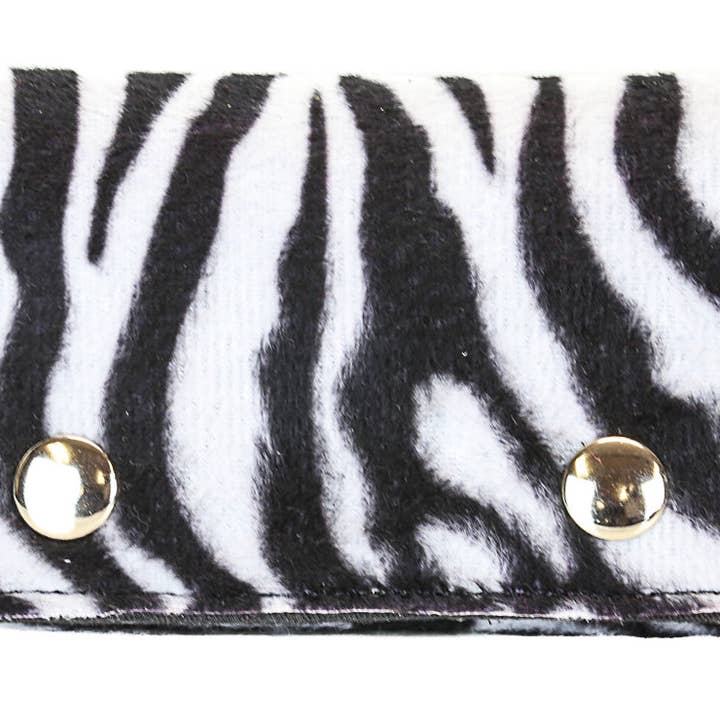 Funk Plus - Vendita all'ingrosso Portafogli - Donna - Portafoglio leopardato peloso WF-LEO con interno in vera pelle4