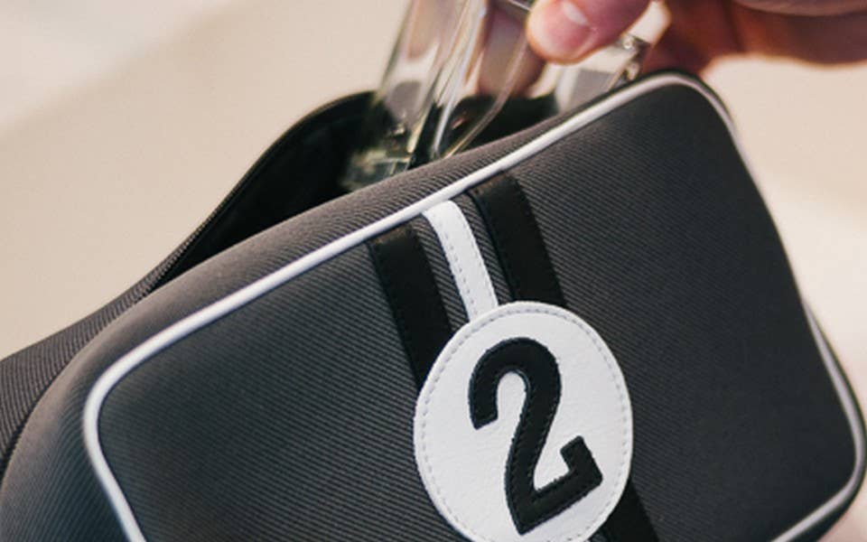 E2R PARIS - Wholesale Toiletry Bag - Men's - Sustainable men toiletry bag in gray canvas and leather4