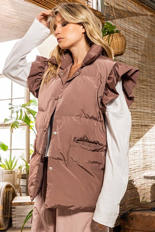 BUCKETLIST INC - Wholesale Outerwear Vest - Women's - IT1813 Ruffle Sleeve Down Vest3