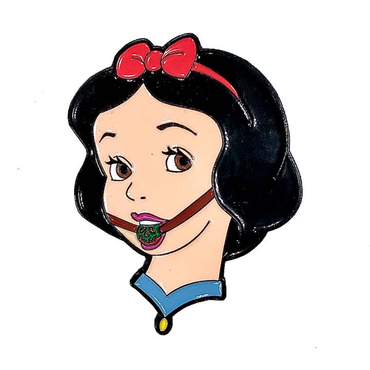 Forgiftet prinsesse emalje Pin for engroshandel hos Geeky And Kinky