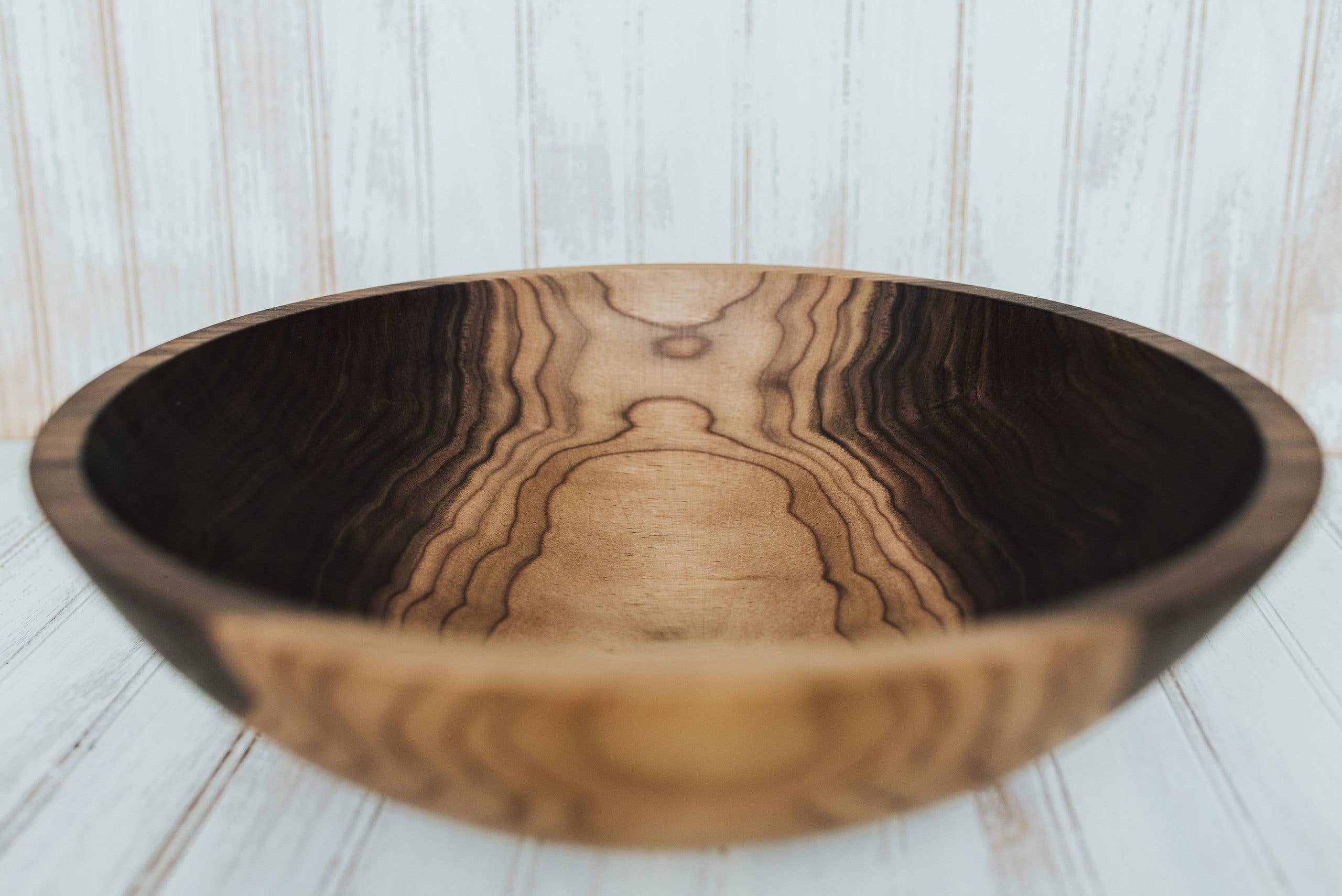 Holland Bowl Mill - Wholesale Decorative Plate/Dish/Bowl - American Walnut - 15" Bowl/Oil Finish2