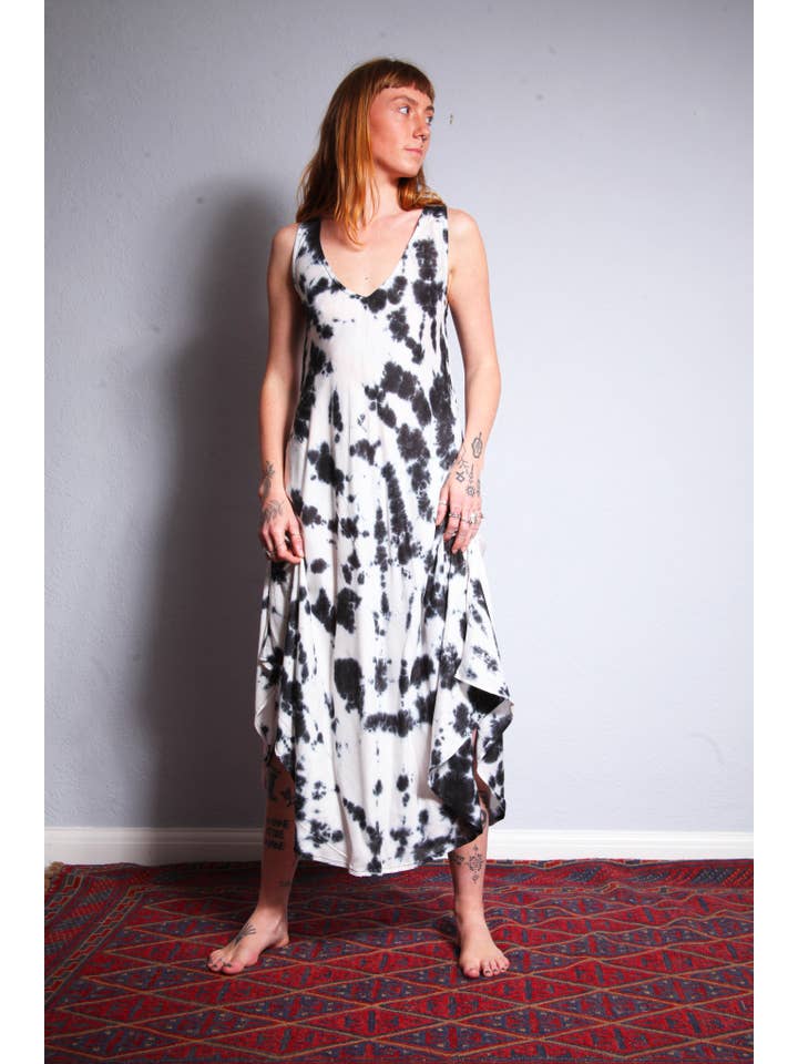Emma's Emporium – wholesale Dress – Women's – SS004 Tie Dye Bias Cut Dress