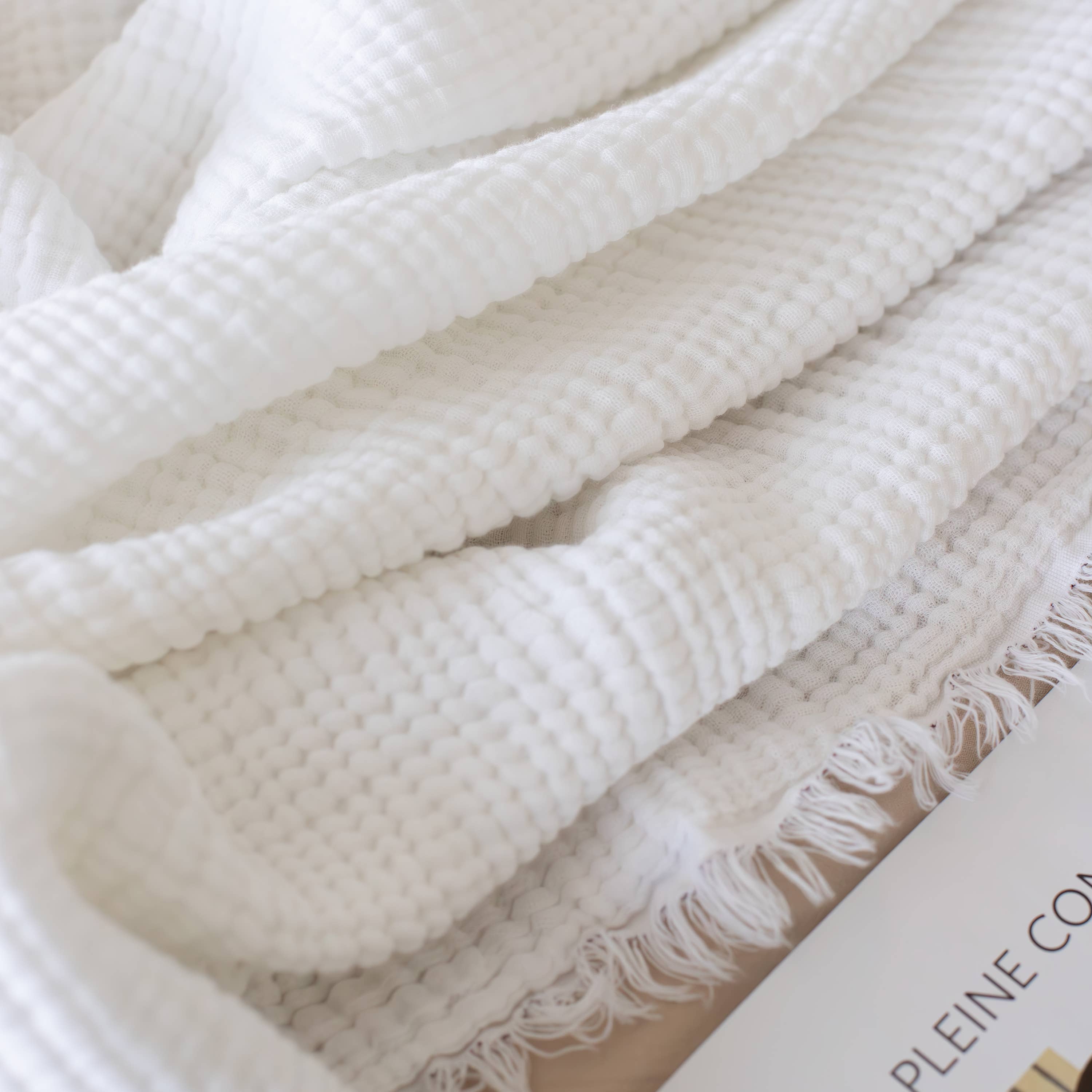 Vivamaison - Vente Plaids - Couvre-lit en mousseline frangé 100 % coton doux, 4 couches premium28