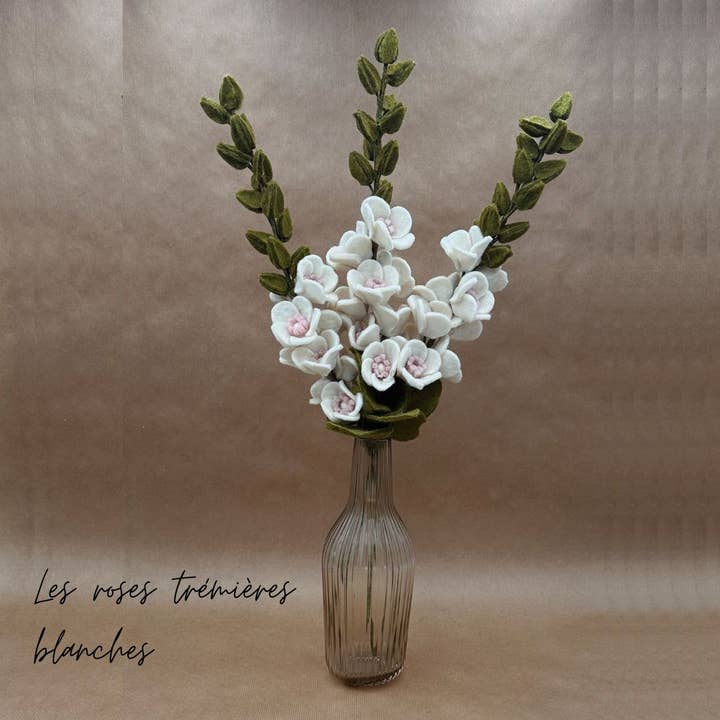 Set of 6 white hollyhocks in felt – New Heidi for wholesale by New Heidi