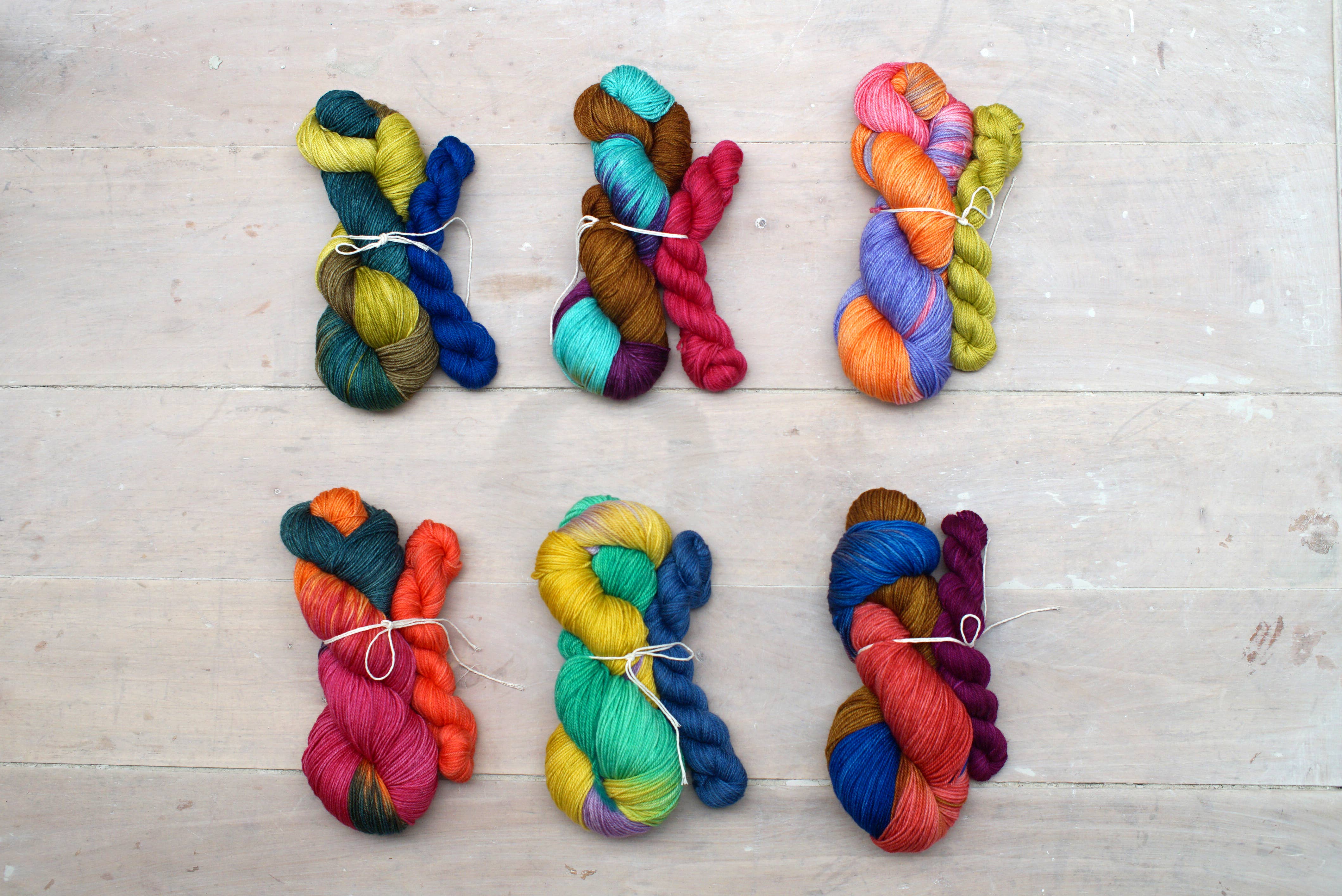 Rooster Yarns - Vendita all'ingrosso Lana - Set di filati per calzini Manos Alegria Superpool tinti a mano6