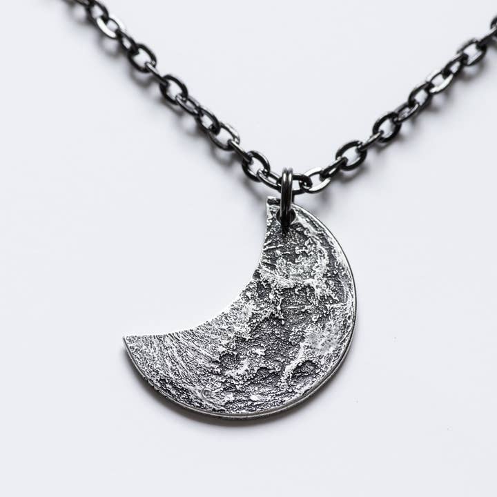 Shire Post Mint – wholesale Nyckelring - Unisex – Crescent Silver Moon halsband eller nyckelring