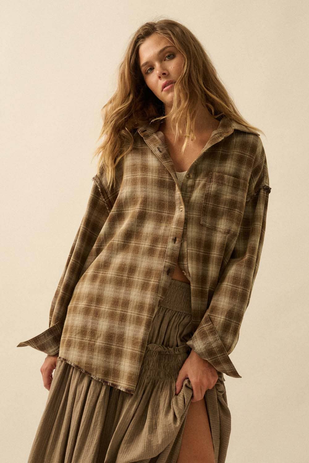 Promesa USA - Wholesale Button Down Shirt - Women's - Plaid Flannel Oversized Raw-Edge Pocket Shirt14
