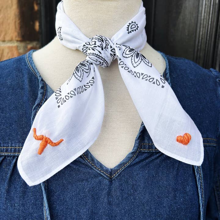 Pradera - Purveyors of the West - Wholesale Bandana - Unisex - Embroidered Longhorn Bandana