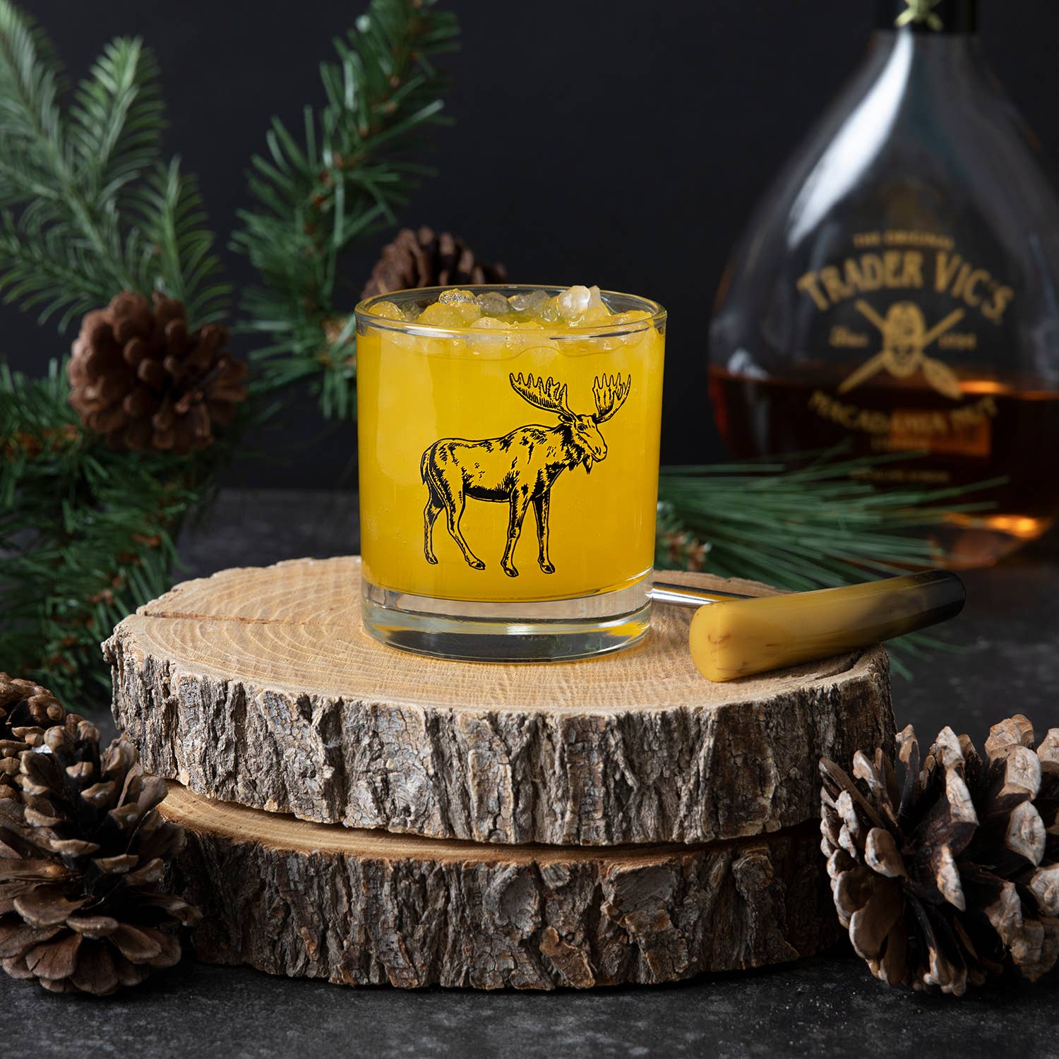 Counter Couture – wholesale Cocktail/liquor glass – Moose Rocks Glass | Whiskey Glass | Cocktail Glass3