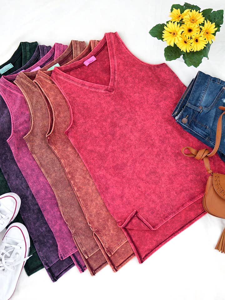 42POPS - Wholesale Tank Top - Women's - ..Mineral Wash Tank Top w/ side-slit Plus size