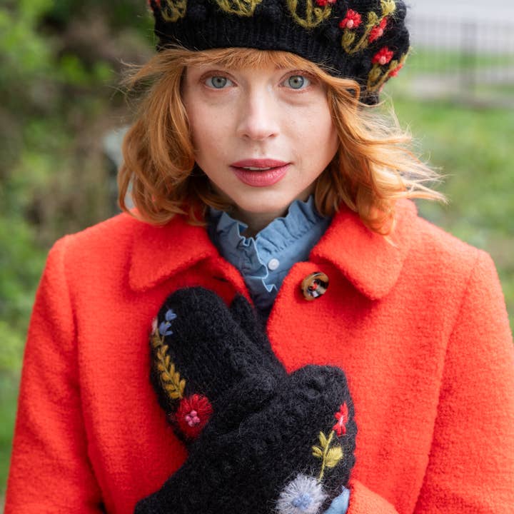 French Knot - Wholesale Beret - Women's - Eleanor Beret1