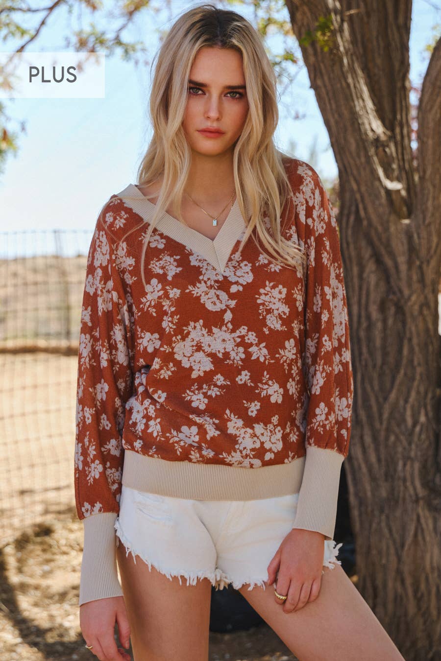 Oddi - Vendita all'ingrosso Top in maglia - Donna - Top lavorato a maglia jacquard floreale Plus Relaxed1