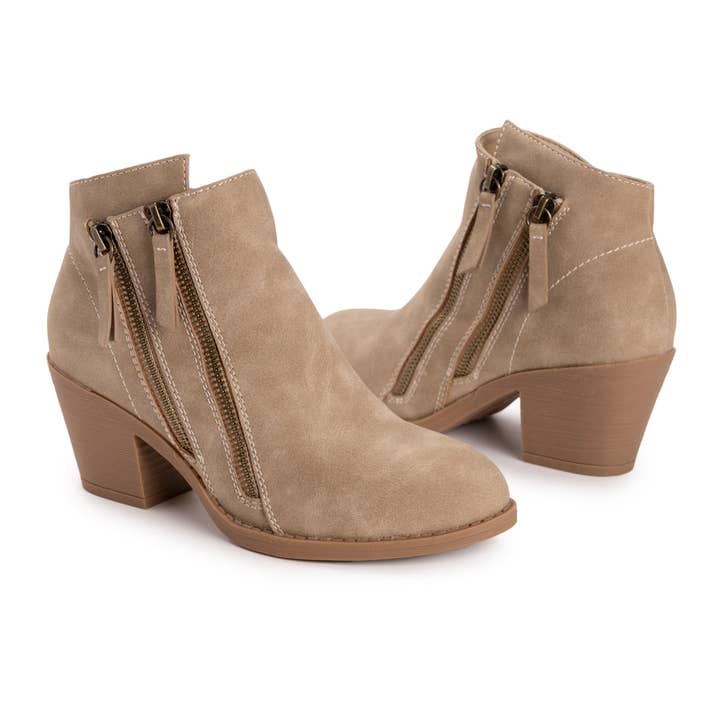 Muk Luks - Wholesale Booties - Women's - Muk Luks Women's Yellowstone Yardley Boots