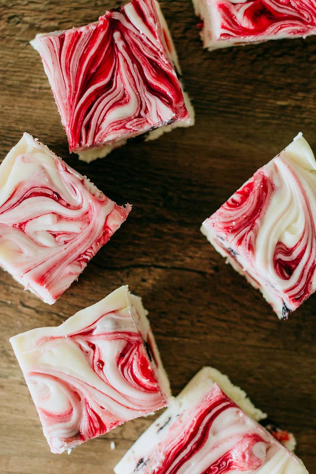 That Fudge Place - Wholesale Fudge - Triple Berry Cheesecake Fudge 8oz4