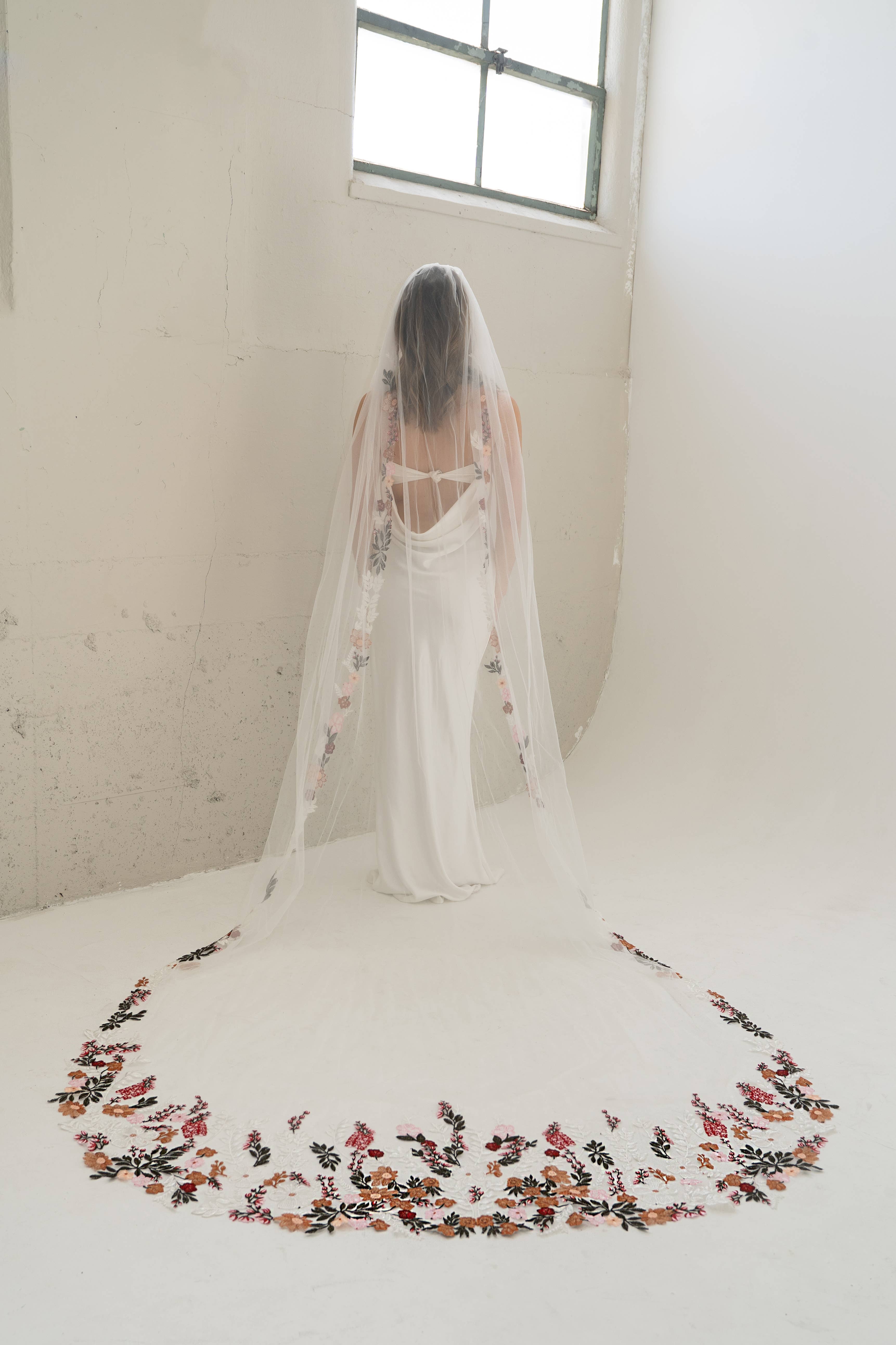 Heirloom Bridal Company - Wholesale Veil - Women's - Mariposa Veil - FW25-002