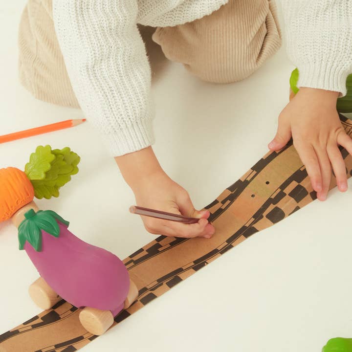 Oli & Carol - Vente Voiture/camion miniature – enfant - La voiture Cathy la carotte6