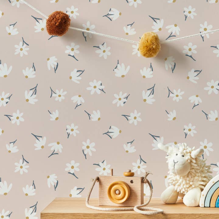 Sweet Daysies Wallpaper for wholesale by Everett Park