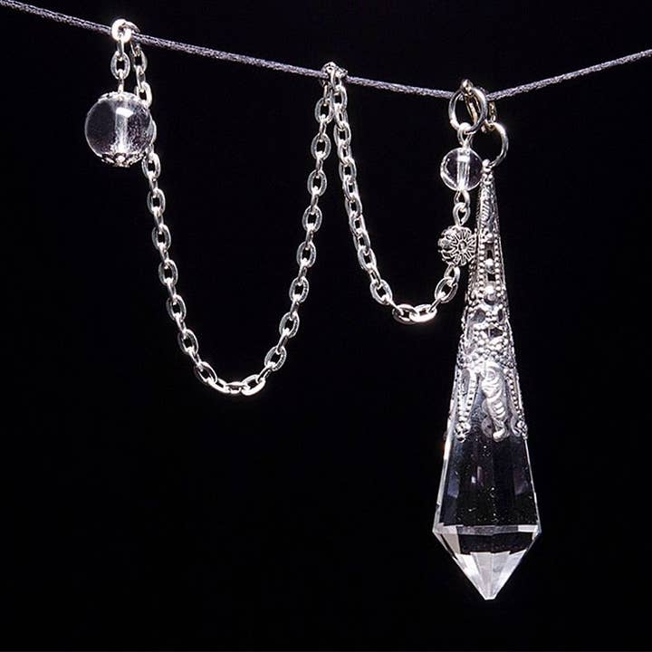 GemMeet - Wholesale Meditation supplies - Clear Crystal Meditation Pendulum3