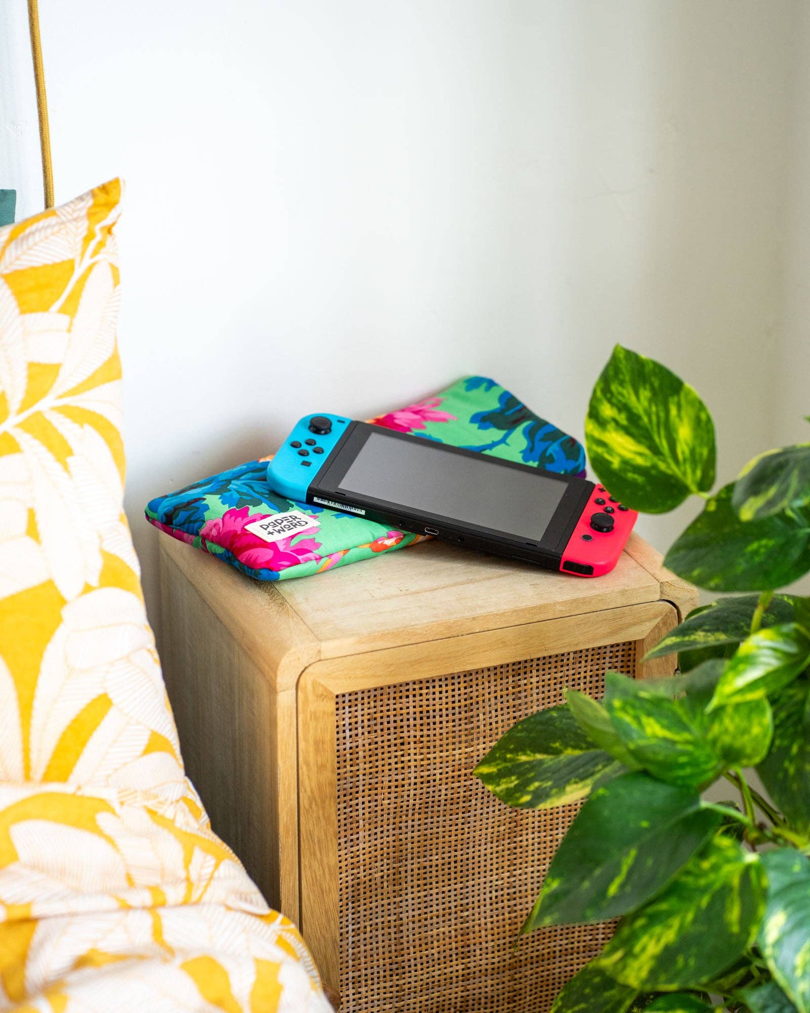 Paper and Word - Wholesale Laptop/Tablet Case - Women's - Poppy | Tech Sleeves5