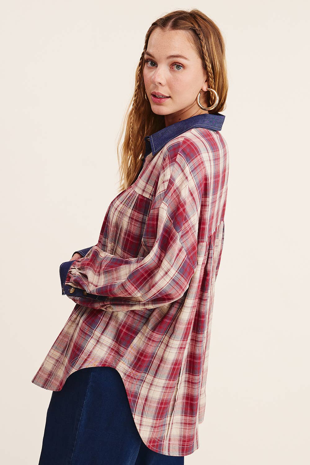 Listicle – Engroshandel Skjorte med buttondown – til kvinder – Blandet ternet oversized skjorte med knapper17