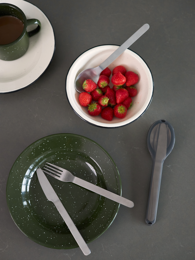 Sagaform AB - Wholesale Dinner Plate - Sagaform Doris Enamel Plate1