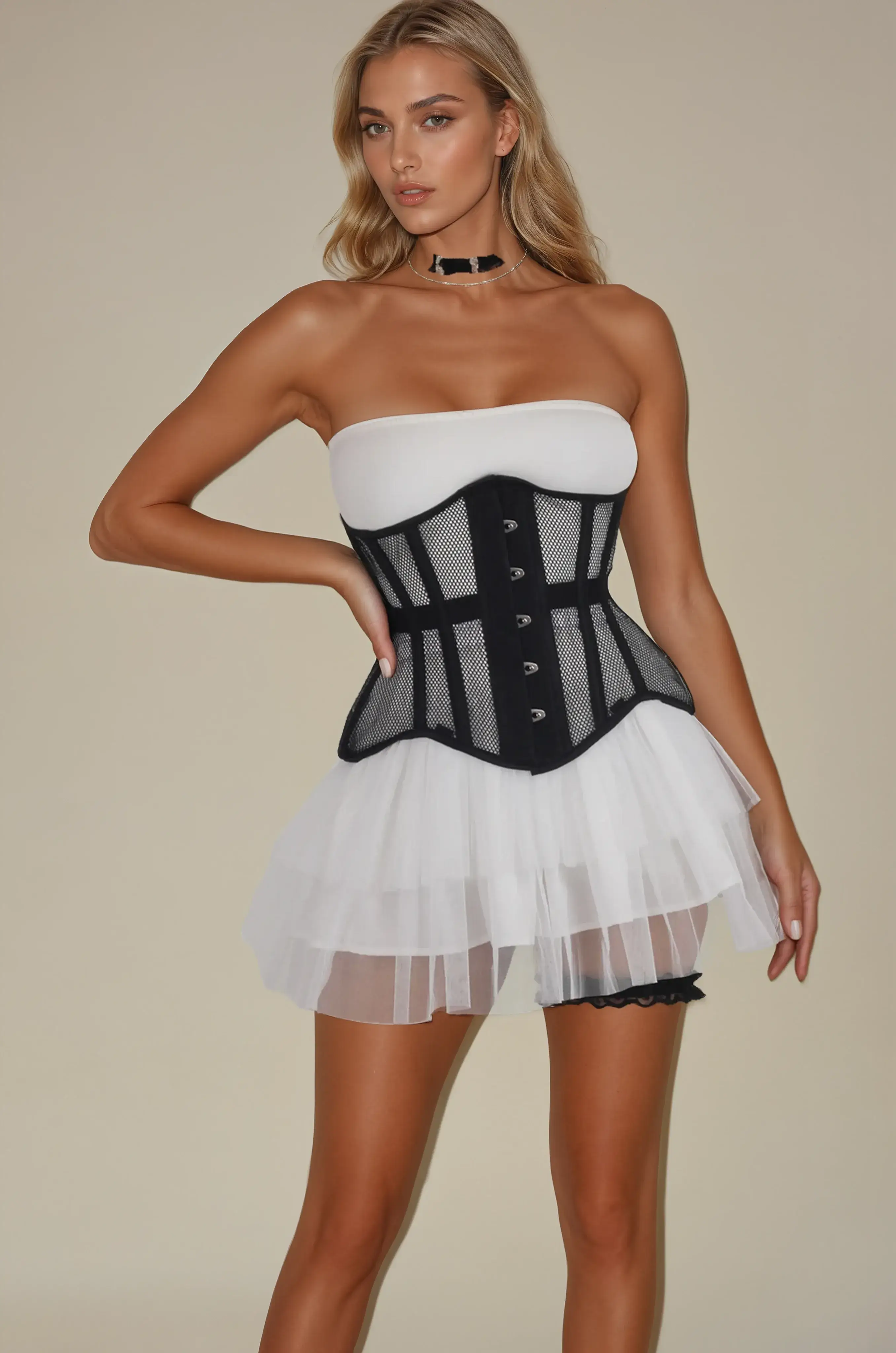 Black Mariam Mesh Curvy Corset for wholesale on Faire1
