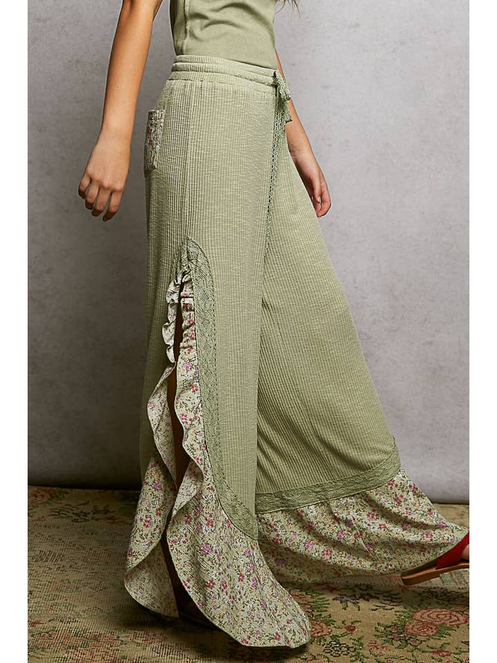 Pol Clothing - Wholesale Pants - Women's - Floral Pattern Ruffle Detail Ribbed Knit Pants13