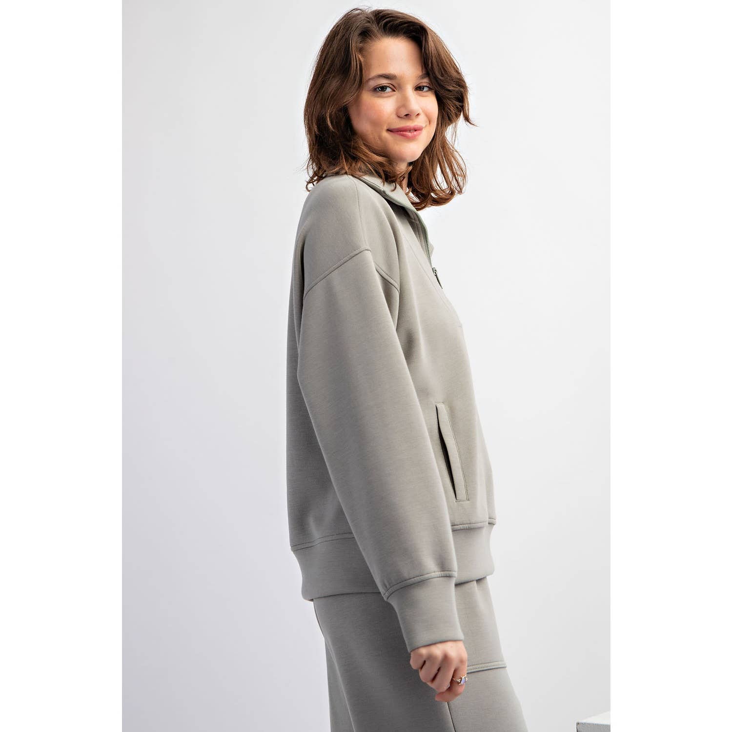 Rae Mode - Vendita all'ingrosso Felpa - Donna - PULLOVER CON COLLO A IMBUTO E ZIP A QUARTO IN MODAL SCUBA62