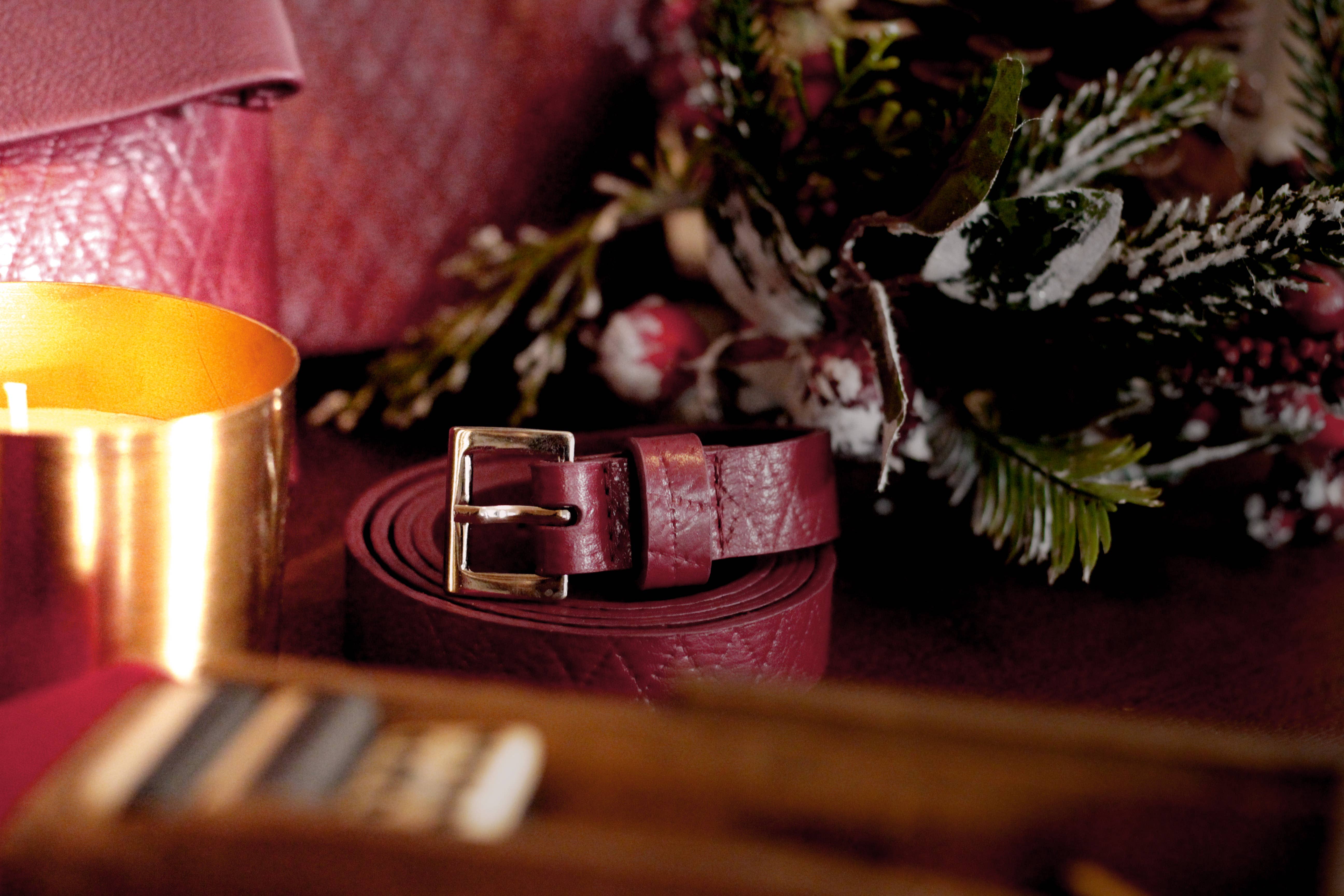 Ripauste - Wholesale Belt - Women's - Thin quilted burgundy leather belt2