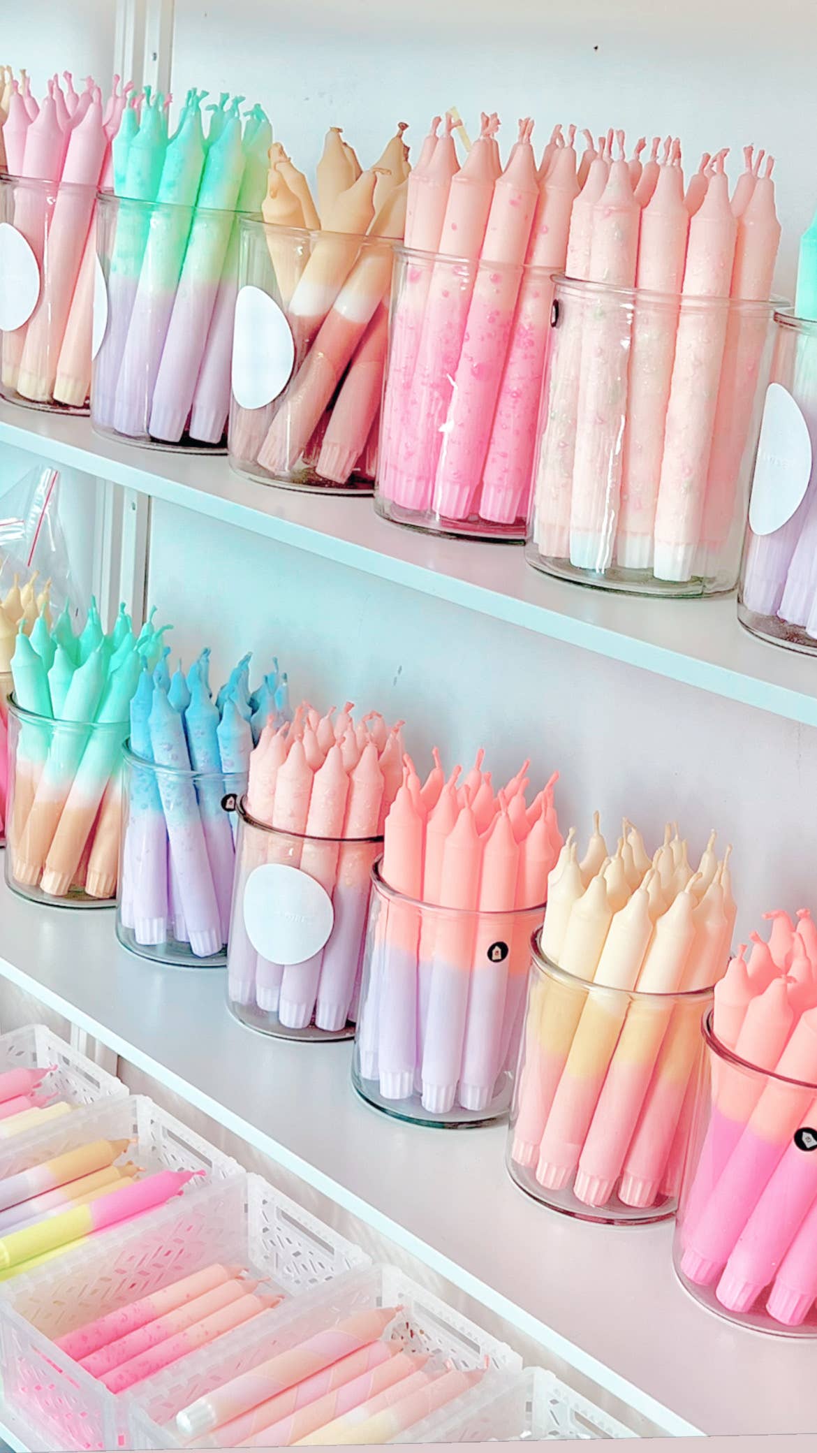 Mila Noire – Großhandel Konische Kerze/Kerzenhalter – Mila Noire Spitzkerzen, zufällige 12er-Packung4