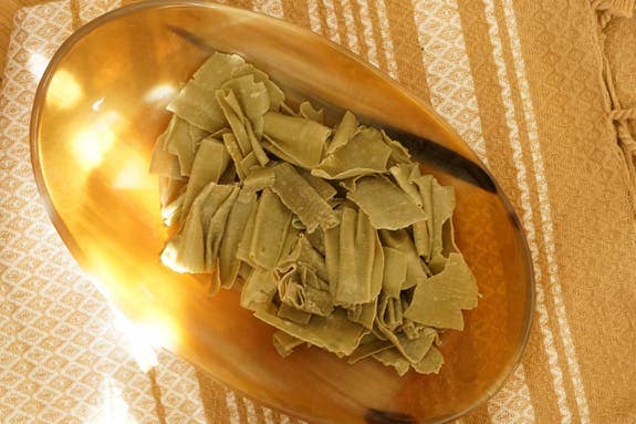 Karawan Authentic - Wholesale Laundry Detergent Powder/Pods - ALEPPO SOAP IN GLITTER FOR LAUNDRY - 250G JAR4