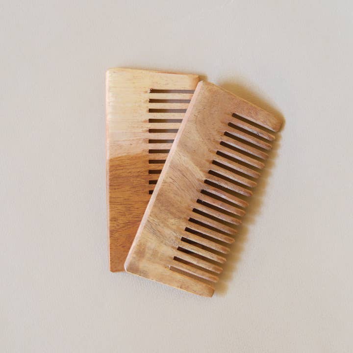 Chickidee – wholesale Hair brush/comb – Organic Lifestyle Neem Detangling Comb2