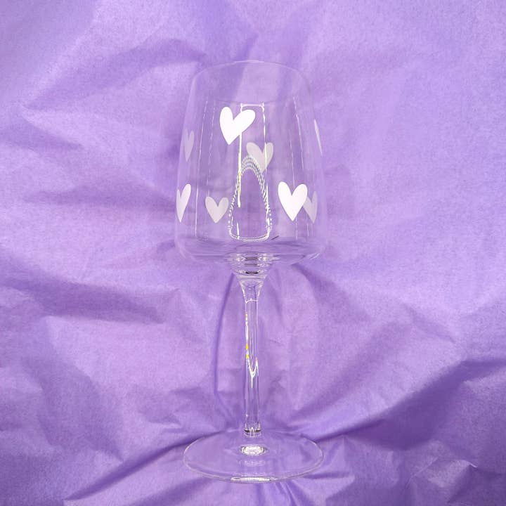 Wine glass with print "White Hearts" for wholesale by cool people club