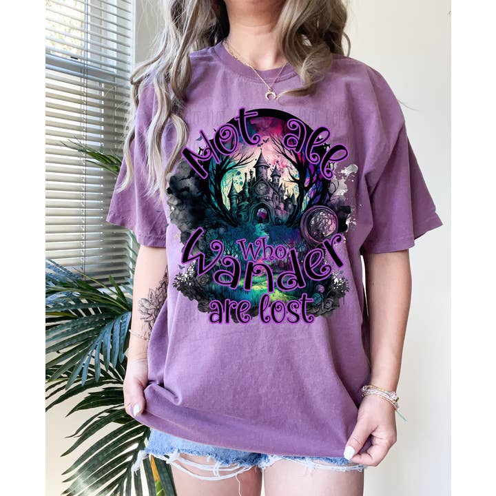 Effrayant : tous ceux qui errent ne sont pas perdus pour la vente par Hot Mess Apparel