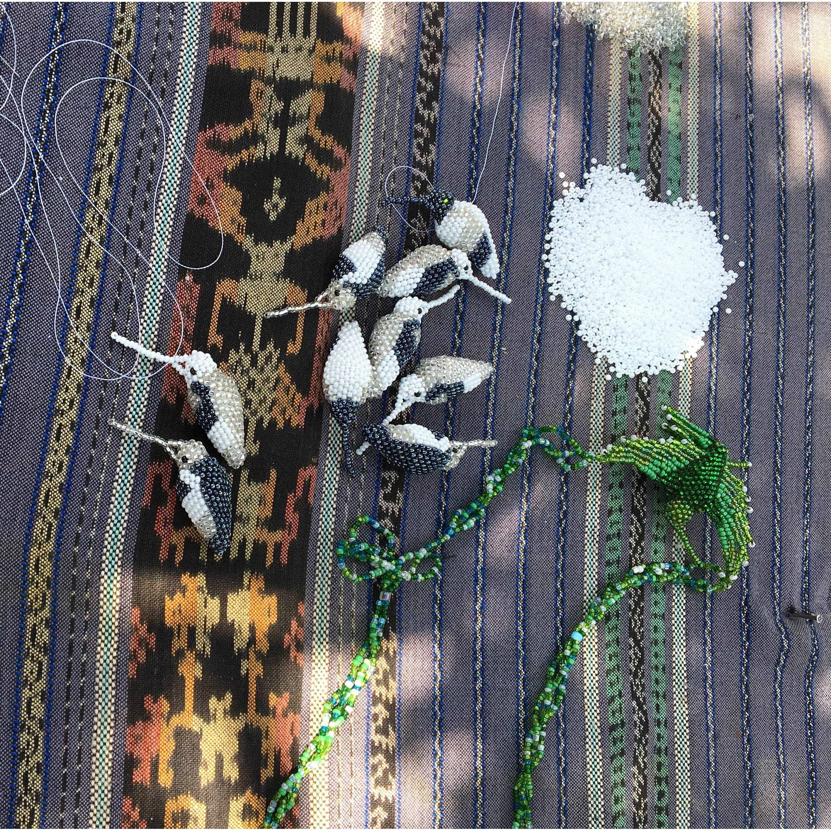 Lumily - Vente Objets de décoration - Grande ornement de perles de graine de colibri - Guatemala26