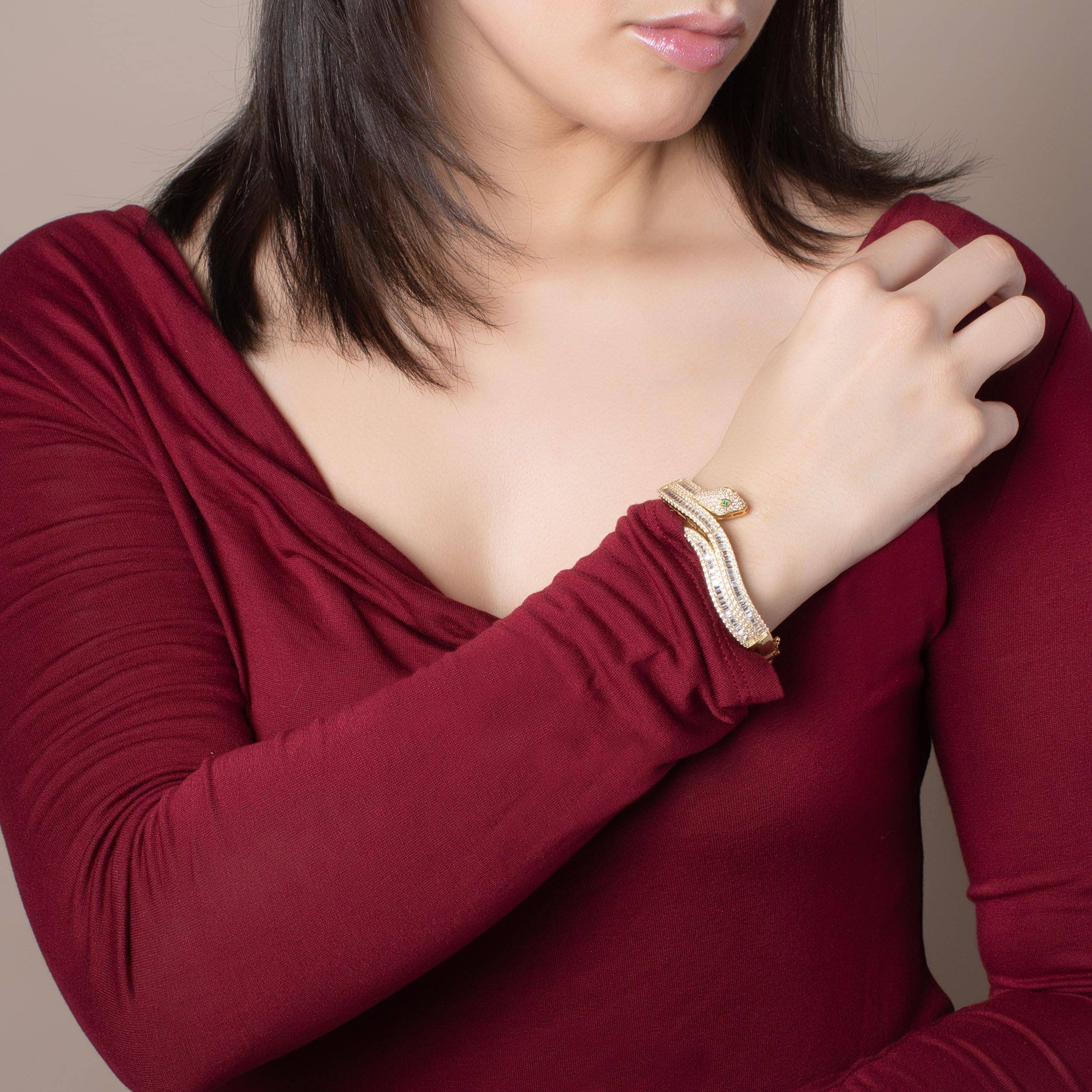 Pori Jewelry – wholesale Manschettarmband – 18K förgylld silverarmring med gnistrande ormmotiv och kubisk zirkonia3