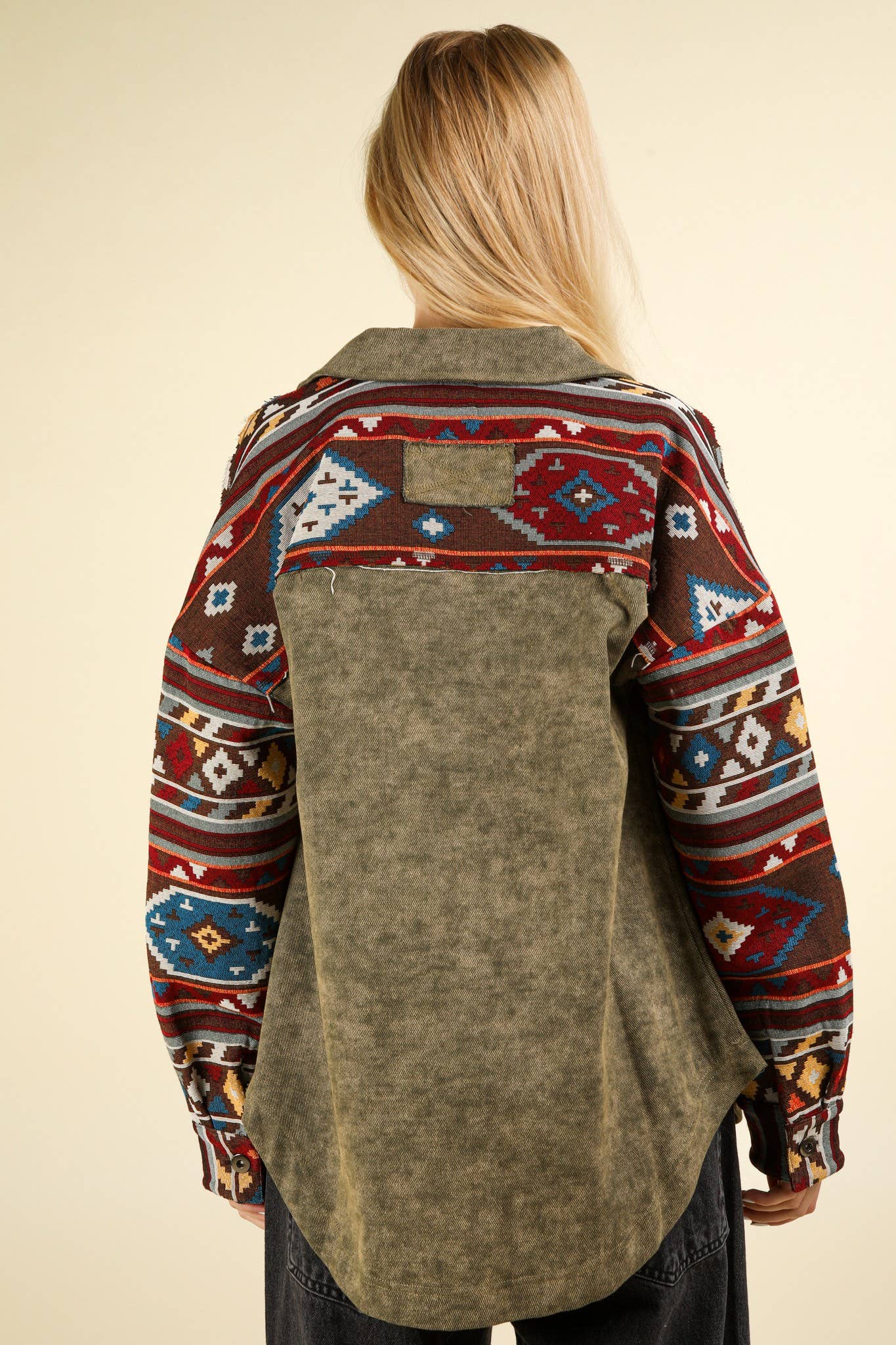 VERY J – wholesale Jacka - Dam – NJ90328-Aztec grafisk överdimensionerad knäppjacka8