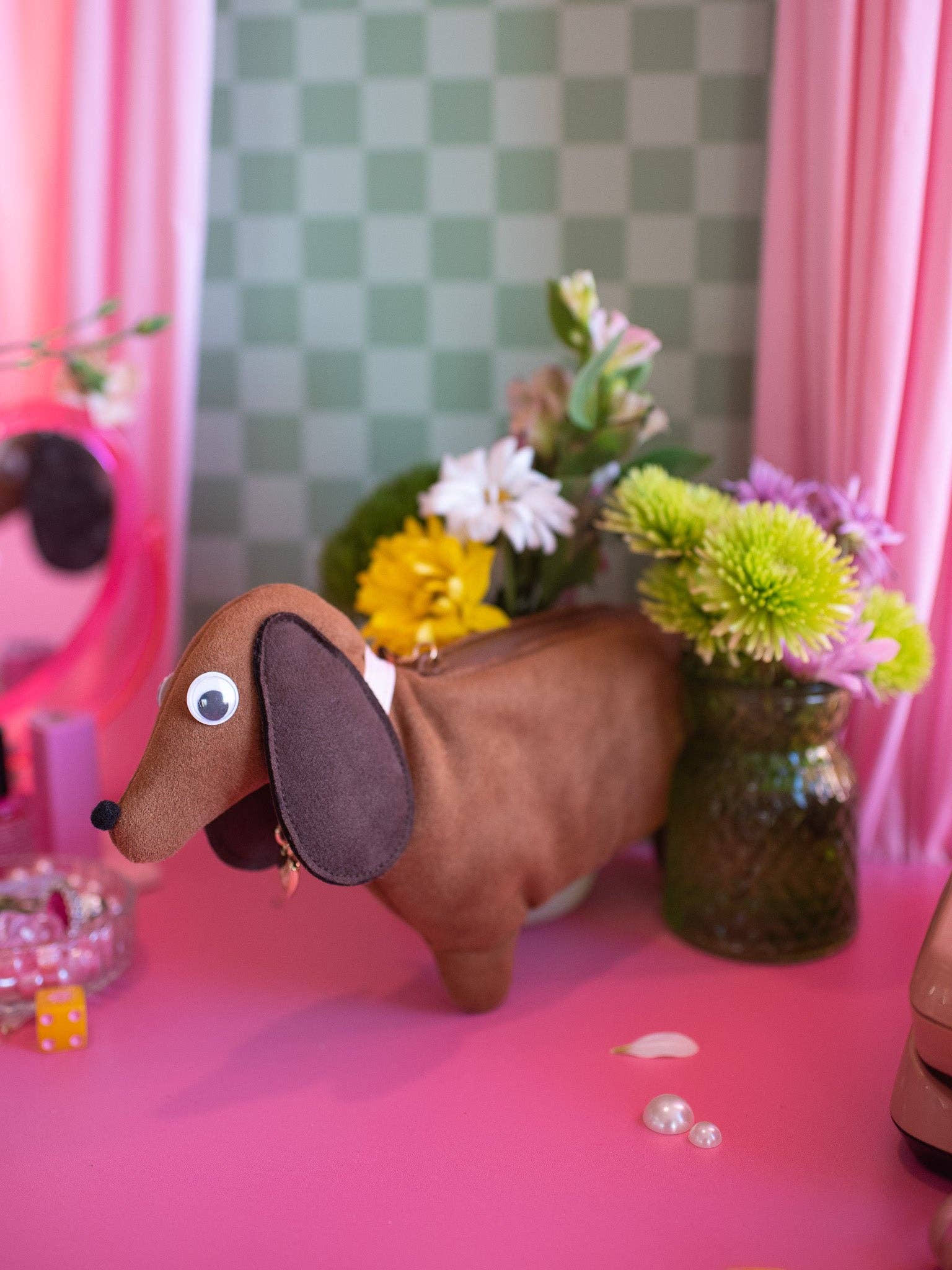 A Shop of Things - Wholesale Pouch – Women’s - Dachshund Smell Proof Bag6