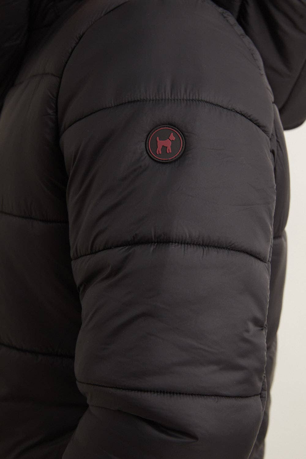 williot – Großhandel Mantel – Herren – Steppmantel mit abnehmbarer Kapuze Schwarz7